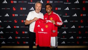 Revolusi Lini Tengah Michael Carrick: Tiga Target Utama untuk Menjadikan Manchester United Penguasa Eropa