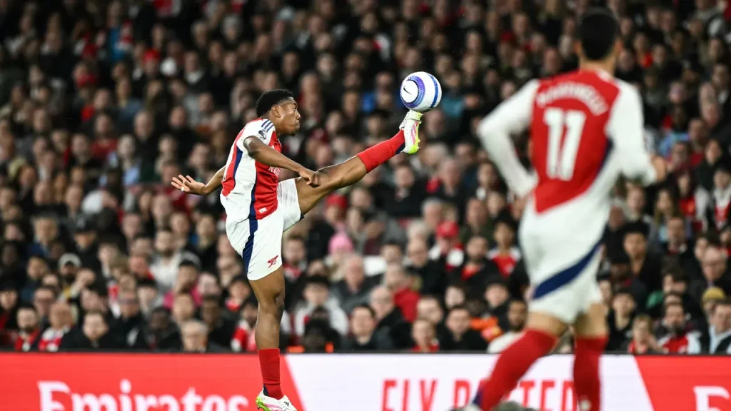 Perjudian Ambisius Michael Carrick: Mengapa Manchester United Ngebet Incar Permata Arsenal Myles Lewis-Skelly?