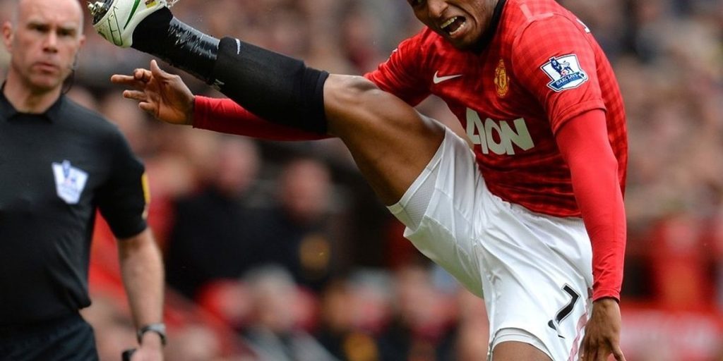 antonio-valencia-beberkan-alasan-lepas-nomor-7-man-united