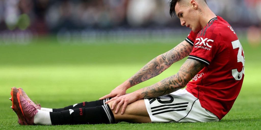 benjamin-sesko-mundur-slovenia-cedera-shin-man-united