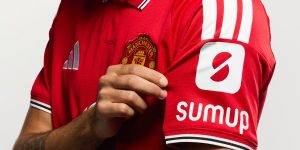 manchester-united-gandeng-sumup-sponsor-lengan-baru