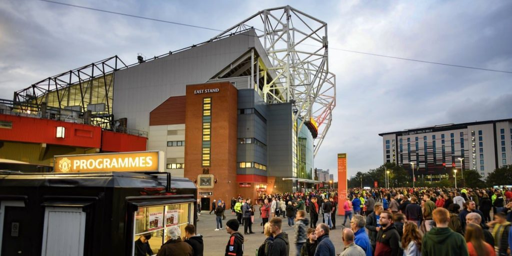 united-pecah-jaringan-calo-ratusan-pemegang-tiket-musiman-disanksi