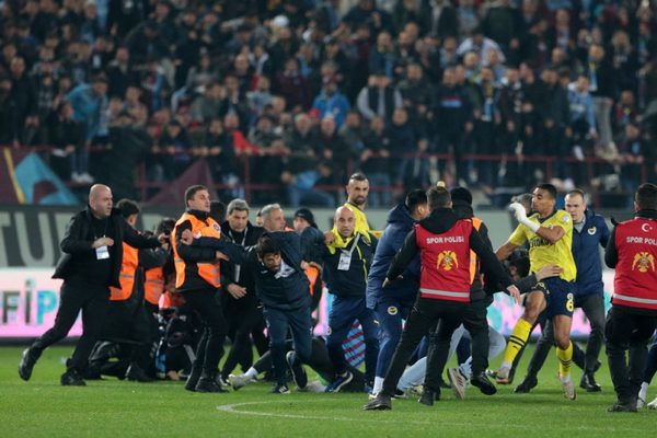 Andre Onana kecelakaan