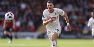 diogo-dalot-menonjol-lawan-bournemouth